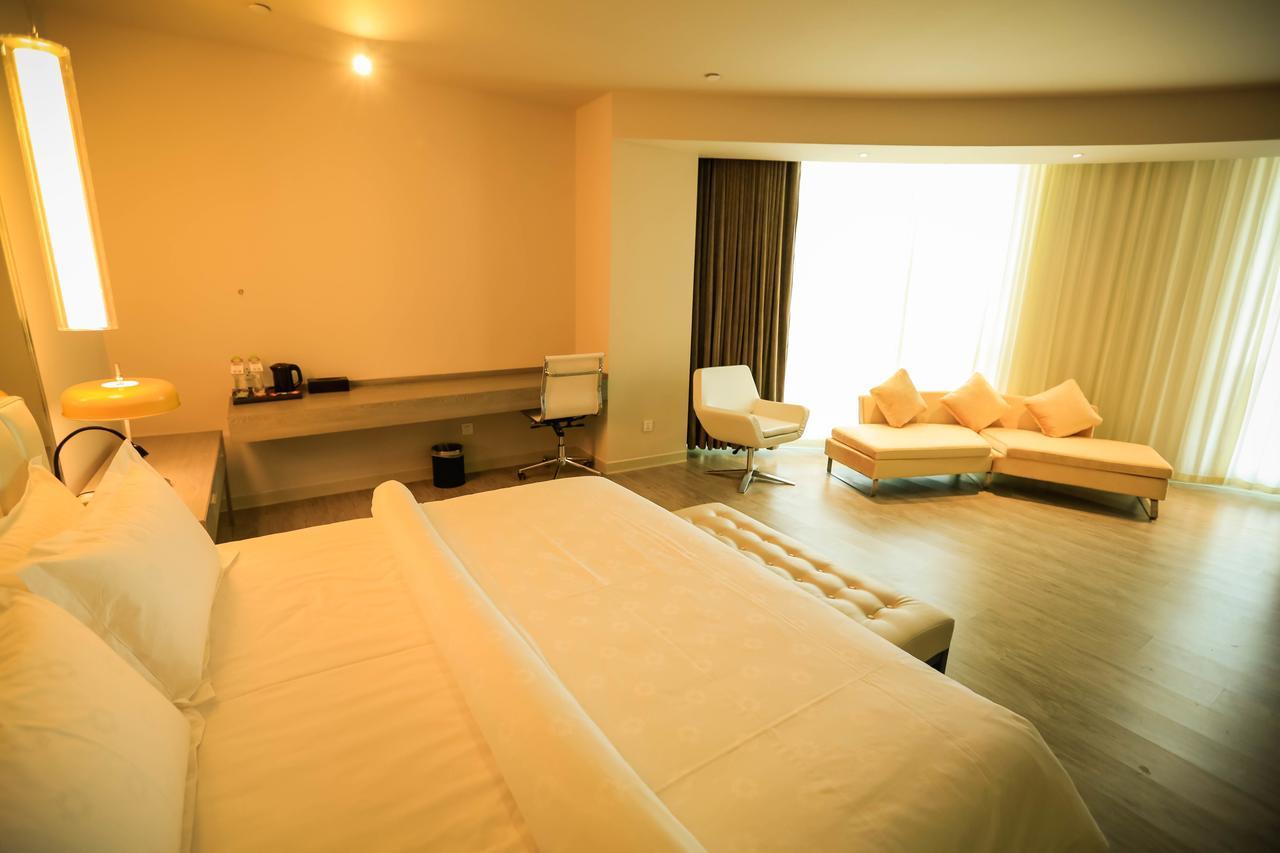Metropolo Jin Jiang Hotels Turpan Administrative The Heart Of Pai Buitenkant foto