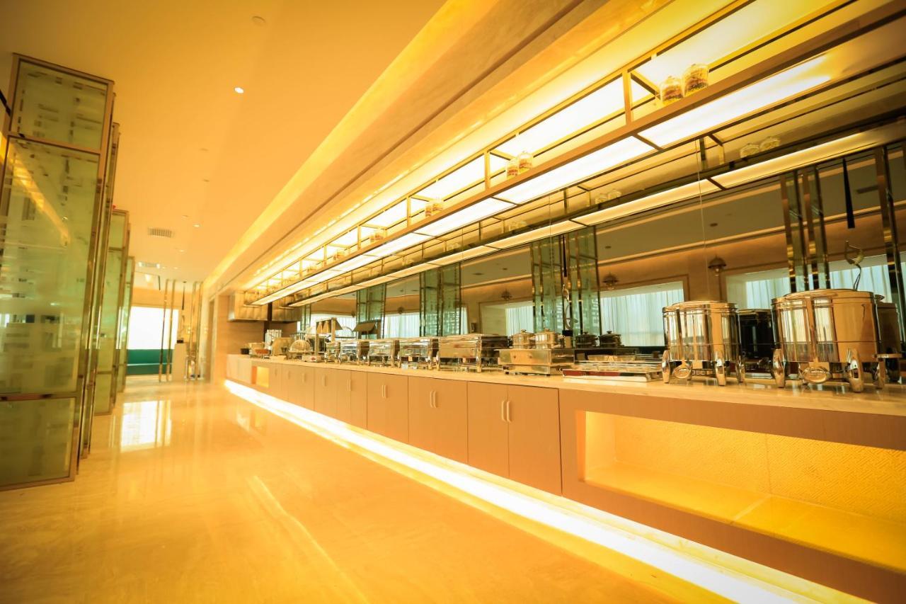 Metropolo Jin Jiang Hotels Turpan Administrative The Heart Of Pai Buitenkant foto